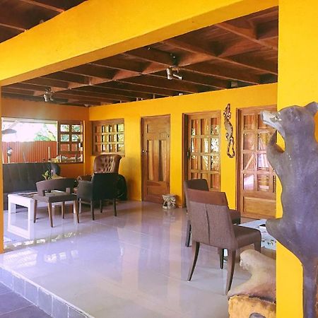 Madre Selva Hostel Puerto Viejo de Talamanca 外观 照片