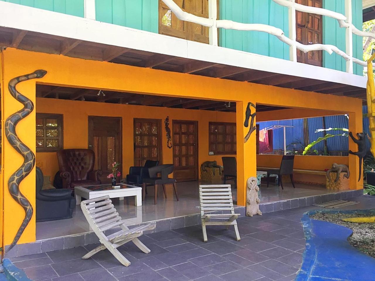 Madre Selva Hostel Puerto Viejo de Talamanca 外观 照片