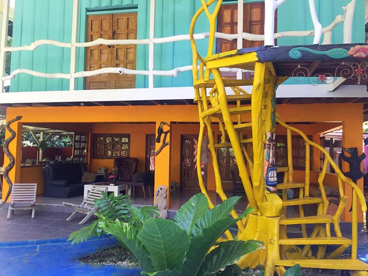 Madre Selva Hostel Puerto Viejo de Talamanca 外观 照片
