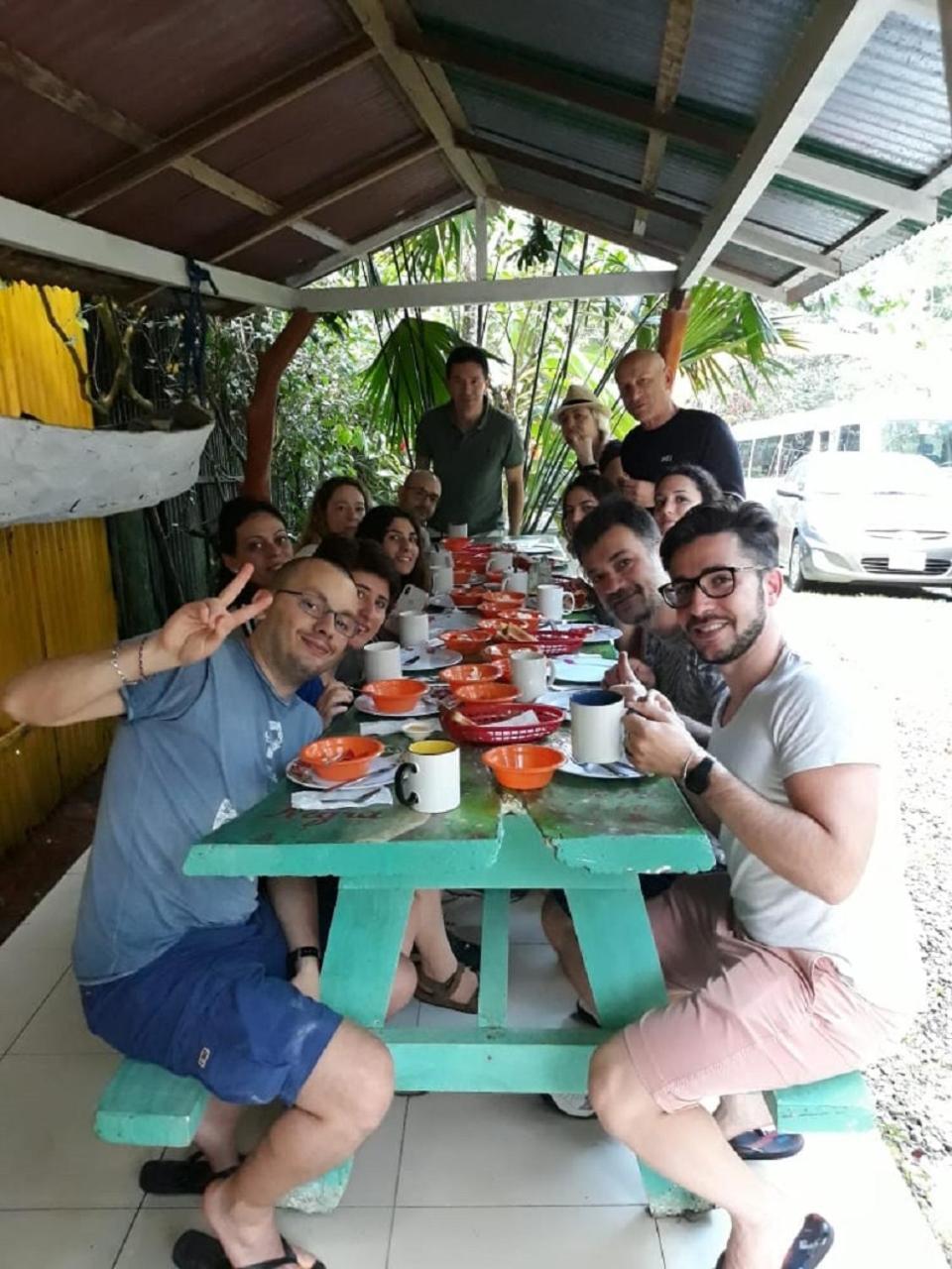 Madre Selva Hostel Puerto Viejo de Talamanca 外观 照片