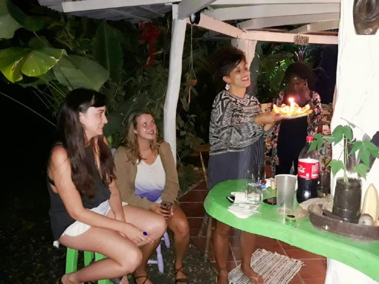 Madre Selva Hostel Puerto Viejo de Talamanca 外观 照片